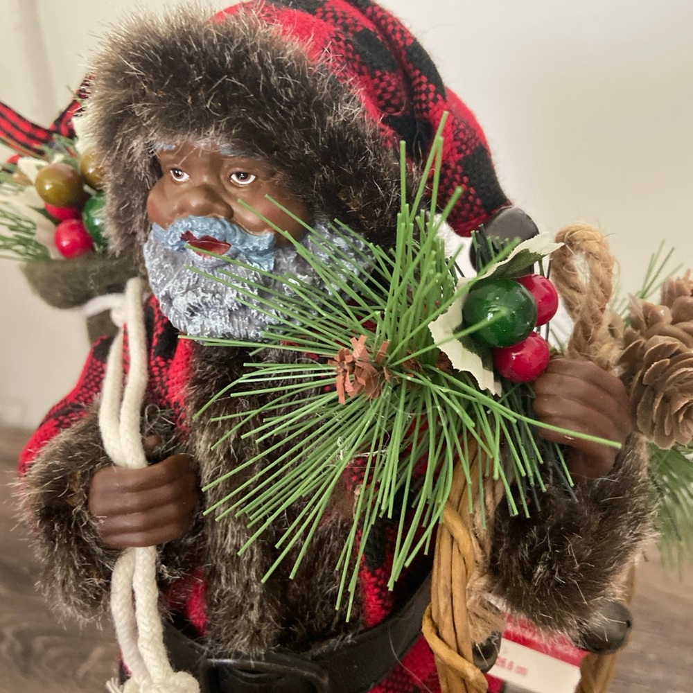 Collectible Santa - Picture 5 of 8